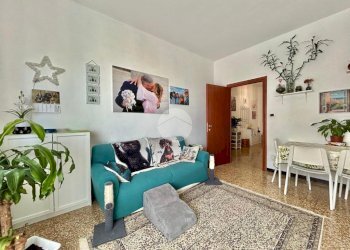 Quadrilocale Via Filippo Turati, Savona (zona Valloria) - foto 2