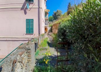 Trilocale Via al Garbo, Genova (zona Rivarolo) - foto 1