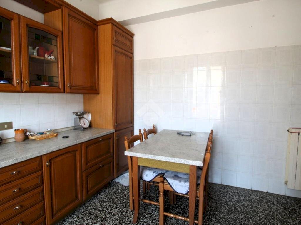 Quadrilocale Via Giulia De Vincenzi, Genova (zona Molassana) - foto 2