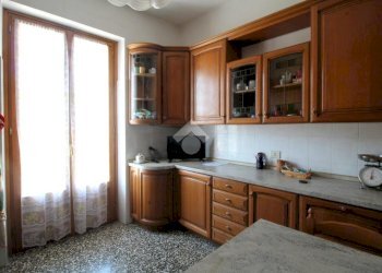 Quadrilocale Via Giulia De Vincenzi, Genova (zona Molassana) - foto 1