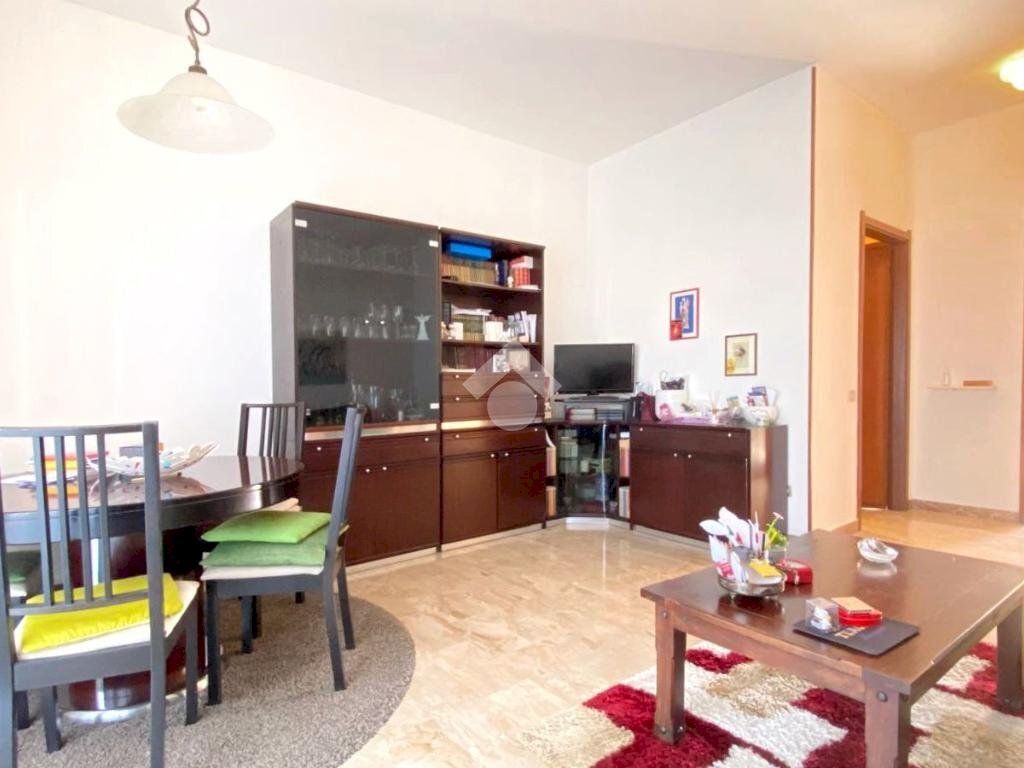 Three-room apartment Via Monte Cassino, Baranzate - photo 3