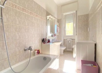 Three-room apartment Via Monte Cassino, Baranzate - photo 16