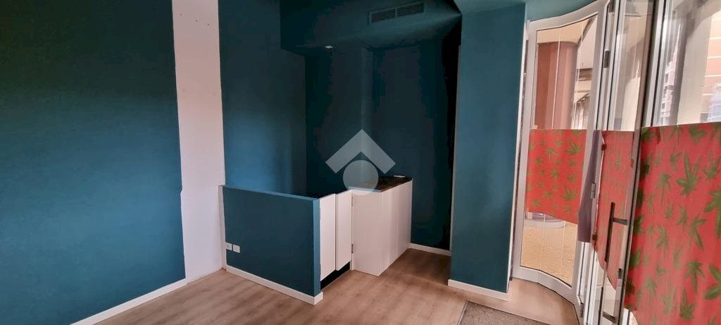 Shop Via G. Marconi, Bologna (neighborhood Centro Storico) - photo 3