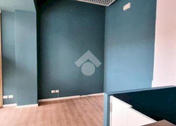 Shop Via G. Marconi, Bologna (neighborhood Centro Storico) - photo 2