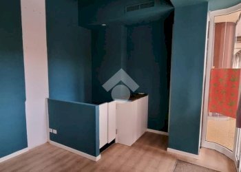 Shop Via G. Marconi, Bologna (neighborhood Centro Storico) - photo 3