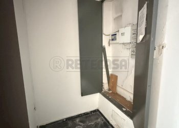 IMG_0912.jpeg - Locale Commerciale Via dei Mille 85-87, Messina - foto 1