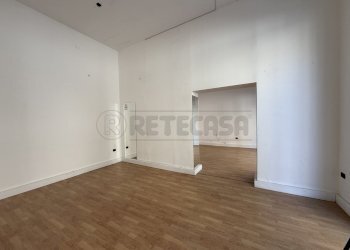 IMG_0907.jpeg - Locale Commerciale Via dei Mille 85-87, Messina - foto 2