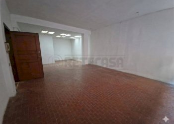 Gemini_Generated_Image_pxd3oopxd3oopxd3.png - Magazzino Via Gaspare Aselli, Cremona - foto 2