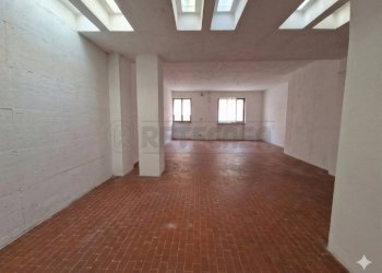 Gemini_Generated_Image_kubzhskubzhskubz.png - Magazzino Via Gaspare Aselli, Cremona - foto 3