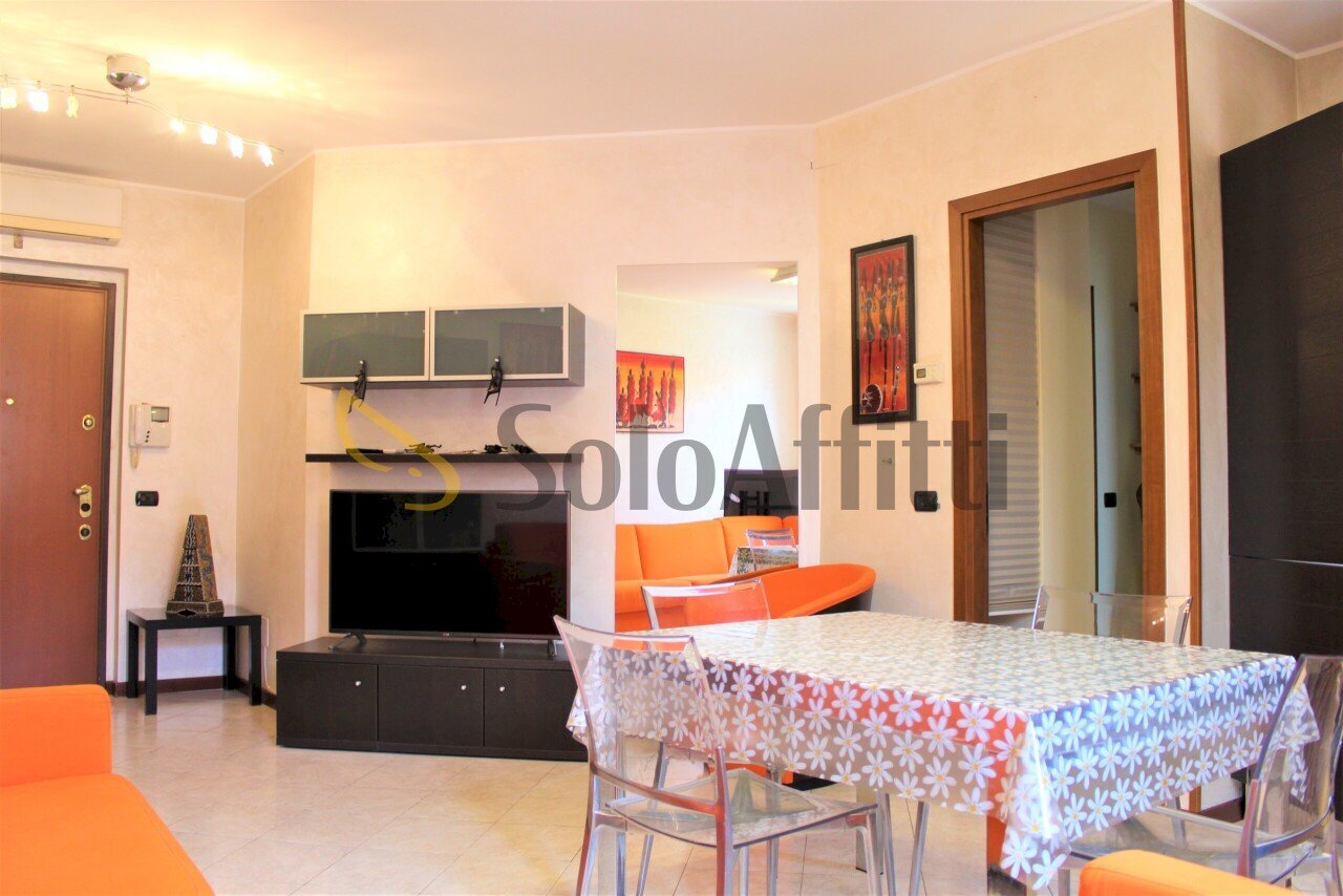 Soggiorno.JPG - Appartamento via Rusca, Parabiago - foto 3