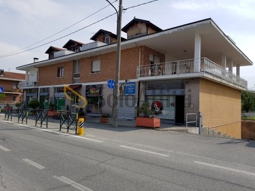 20180521_155001.jpg - Locale Commerciale Via Carignano, Rivalta di Torino - foto 1