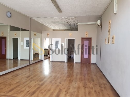 20180521_154842.jpg - Locale Commerciale Via Carignano, Rivalta di Torino - foto 3