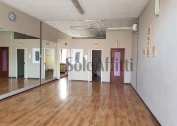 20180521_154842.jpg - Locale Commerciale Via Carignano, Rivalta di Torino - foto 3