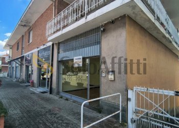WhatsApp Image 2026-05-07 at 13.16.49 (2).jpg - Commercial Premises Via Carignano, Rivalta di Torino - photo 2