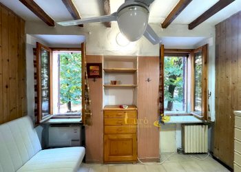 IMG_8079.jpg - One-room apartment Piazzale Inzani  20, Parma (neighborhood Oltretorrente) - photo 1