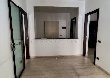 IMG_20260408_100304641-EDIT.jpg - Office Via Altinate 52, Padova - photo 9