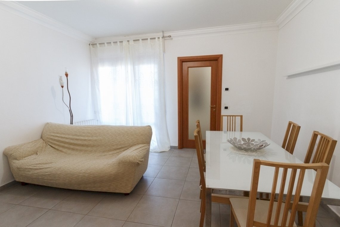 50091.jpg - Four-room apartment Via Aldo Moro, Luni - photo 1