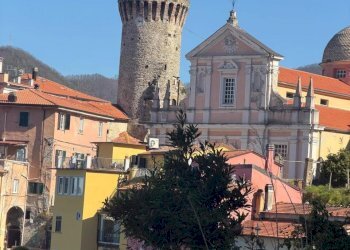 2d054015-ffec-43a7-b547-a409e0cde06a.jpg - Semi-detached house Vicolo San Lorenzo 2, Luni - photo 1