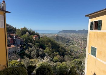 c20d6b8e-6d0f-42a0-b17f-fc433eee3363.jpg - Semi-detached house Vicolo San Lorenzo 2, Luni - photo 8