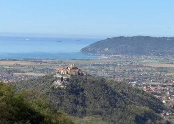 b3f19c06-eac3-471d-9f3a-2acafeb0c810.jpg - Semi-detached house Vicolo San Lorenzo 2, Luni - photo 9