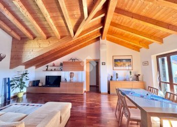 Three-room apartment Via Urbani, Vernate - photo 3