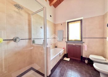 Three-room apartment Via Urbani, Vernate - photo 13