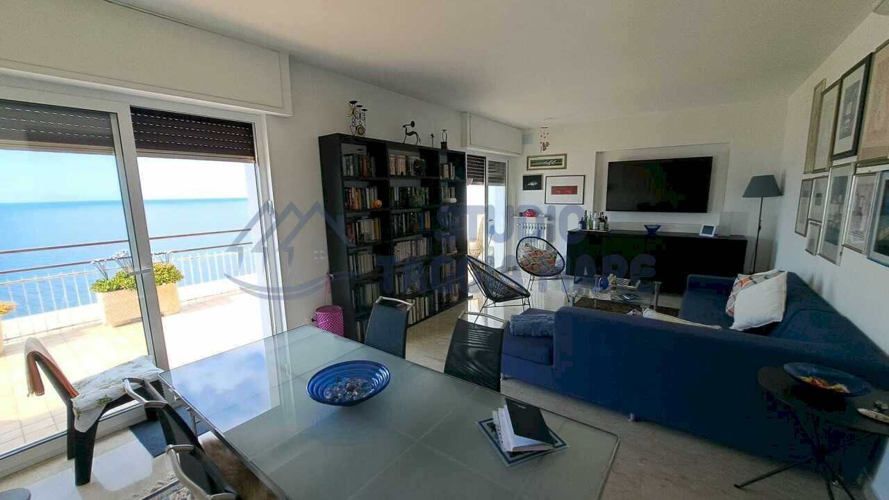 WhatsApp Image 2026-04-08 at 11.51.58.jpeg - Attico Corso Giuseppe Mazzini, Sanremo - foto 2