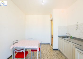 Via Piave-29.jpg - Quadrilocale Via Piave 68, Vado Ligure - foto 21