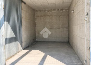 Box Via Baranzate, Novate Milanese - photo 3