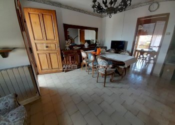 1.jpg - Quadrilocale Via Lungobrugiano 58, Massa - foto 1