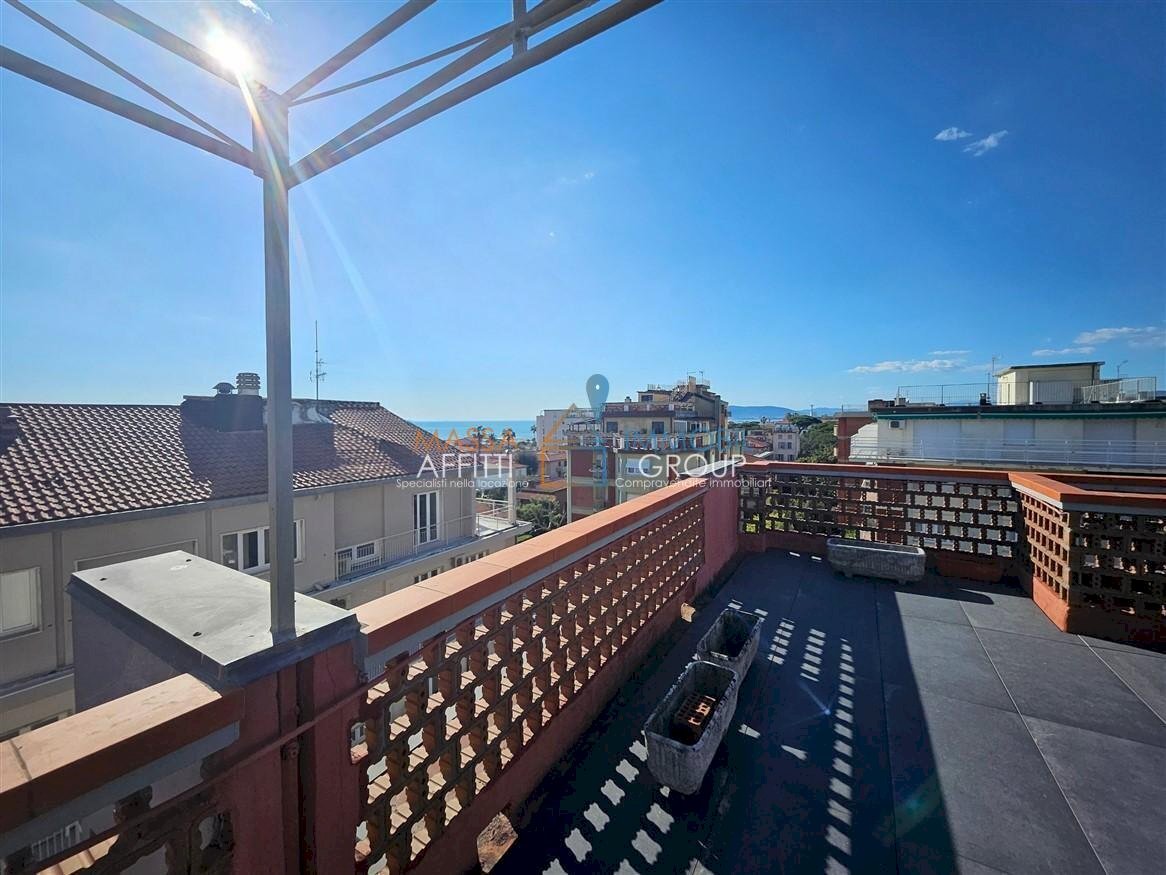 32.jpg - Attic Massa - photo 2