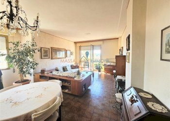 27.jpg - Attic Massa - photo 12