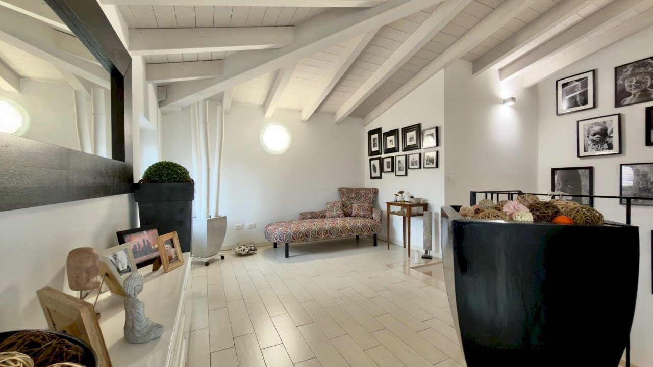 IMG_5679.jpg - Trilocale Via X Giornate, Brandico - foto 3