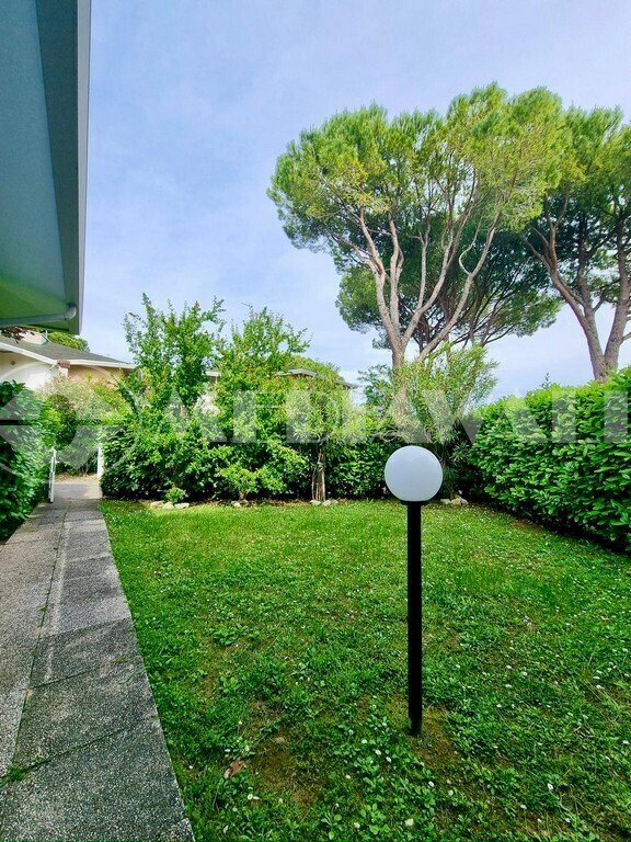 BS-009-RV_12.jpg - Villa a Schiera Viale Cormor 83, San Michele al Tagliamento - foto 3