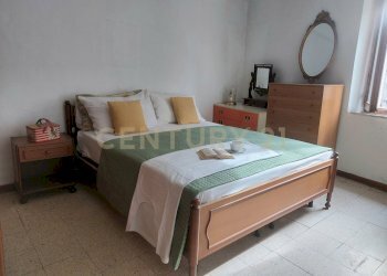 6 CAMERA2PIANO1.jpg - Quadrilocale Via Pinelli 9, Abbadia San Salvatore - foto 17