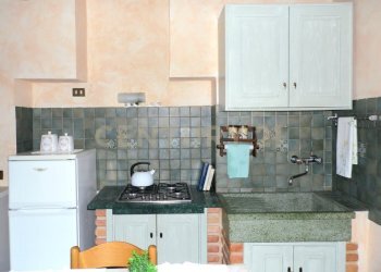 2 CAMERAPRIMOPIANO1i2.JPG - Bilocale Via Pinelli 9, Abbadia San Salvatore - foto 2