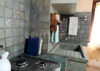 3 CUCINA1PIANO2.JPG - Bilocale Via Pinelli 9, Abbadia San Salvatore - foto 3