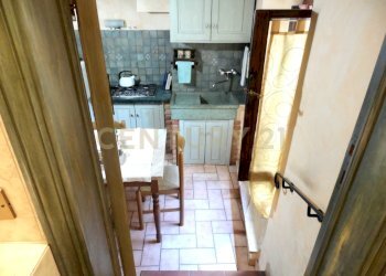 4 CUCINA1PIANO3.JPG - Bilocale Via Pinelli 9, Abbadia San Salvatore - foto 11