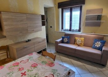 20240216_100031.jpg - One-room apartment Via Avvocato Pietro Bellardone 52, Vercelli - photo 1