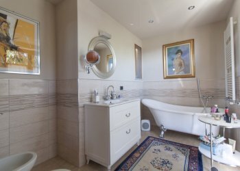 029.JPG - Villa Frazione San Bartolomeo 75, Cherasco - foto 29