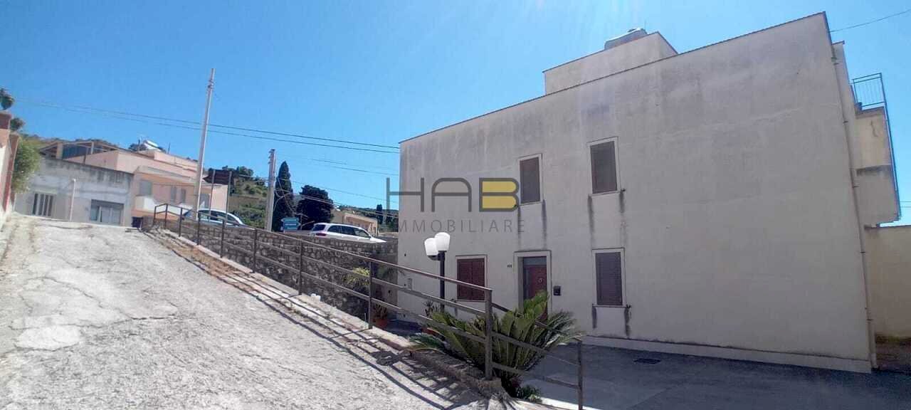 e9453a9d-4f08-4718-a39f-ff0c40406e4f.jpg - Villa Via Simone Catalano, Valderice - photo 1