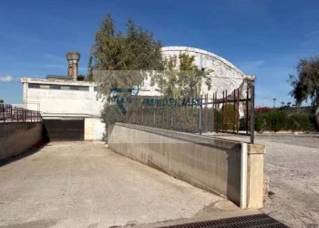 Shed SS 114 Orientale Sicula, Melilli - photo 3