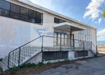 Shed SS 114 Orientale Sicula, Melilli - photo 26