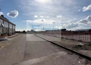 Shed SS 114 Orientale Sicula, Melilli - photo 28