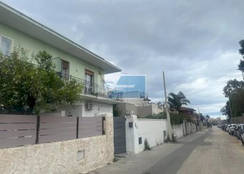 Trilocale Siracusa - foto 1