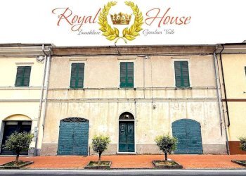 Appartamento Via Pietro Mainero, Toirano - foto 1