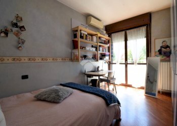 Four-room apartment Via Europa, Rozzano - photo 23