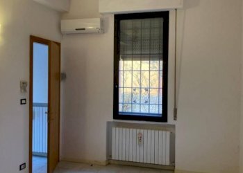 Two-room apartment Bologna - photo 6