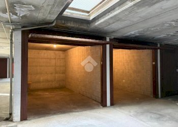 Box Via Alessandro Volta, Garbagnate Milanese - foto 1