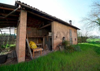 Casale Strada Nazionale Per Carpi Nord, 1260 
 Lesignana, Modena (zona Lesignana) - foto 6